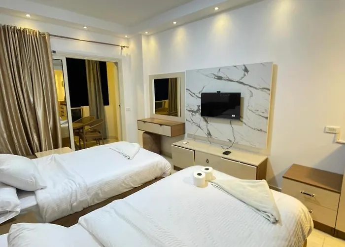 Florenza Khamsin 3*
