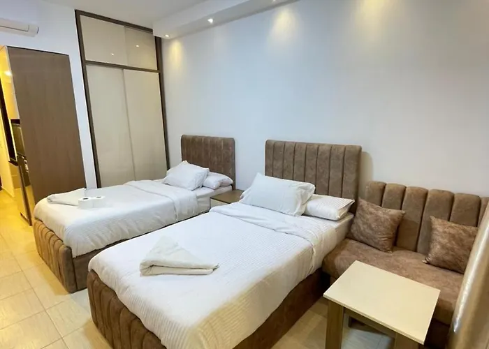 Apartmanhotel Florenza Khamsin 3*