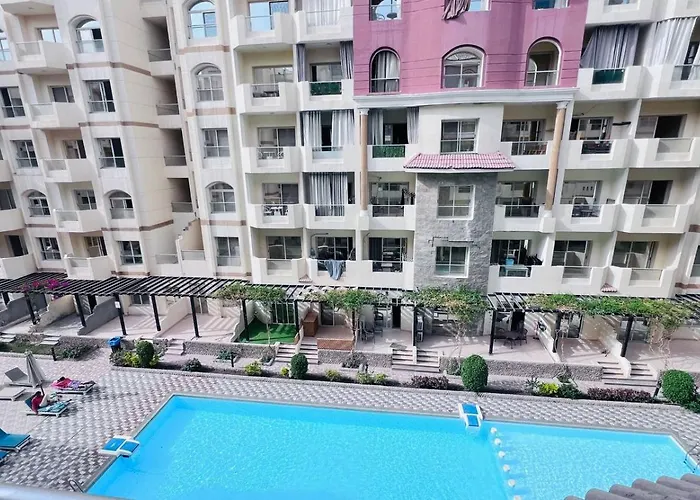 Apartmanhotel Florenza Khamsin Gurdaka