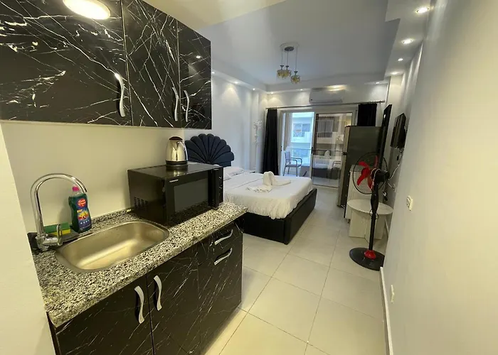 Florenza Khamsin Apartmanhotel 3*