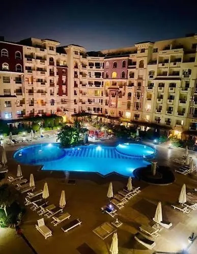Apartmanhotel Florenza Khamsin 3*