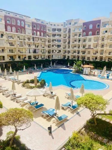 Florenza Khamsin Apartmanhotel Gurdaka