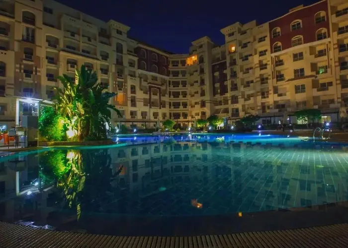 Apartmanhotel Florenza Khamsin Gurdaka