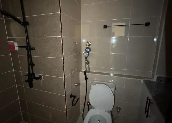 Apartmanhotel Florenza Khamsin Gurdaka