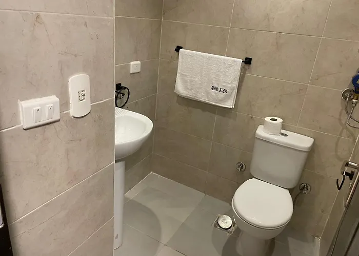 Apartmanhotel Florenza Khamsin Gurdaka