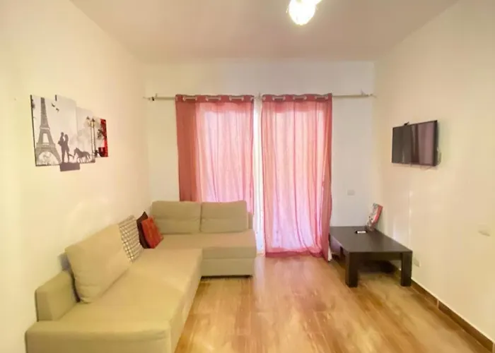 Apartmanhotel Florenza Khamsin Gurdaka