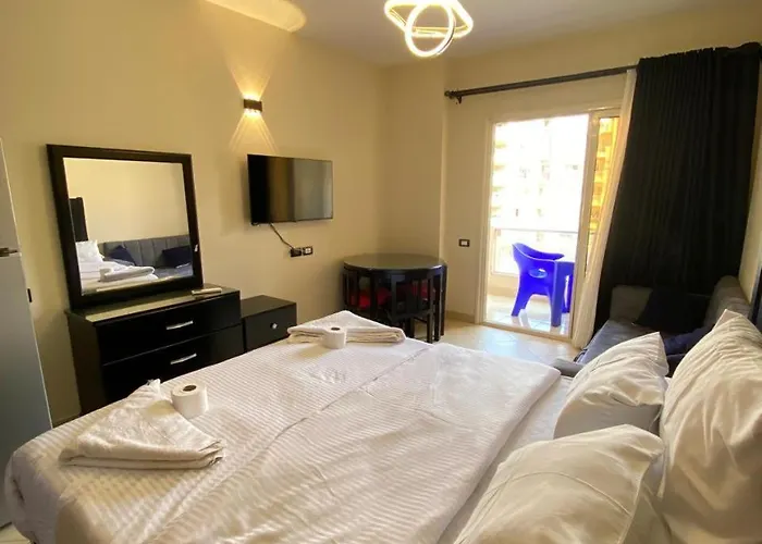 Florenza Khamsin Apartmanhotel 3*
