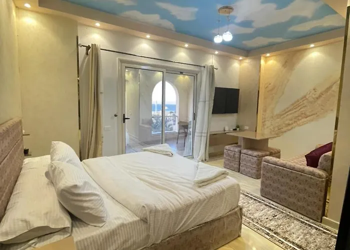Apartmanhotel Florenza Khamsin Gurdaka