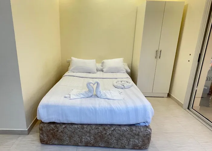 Florenza Khamsin 3*